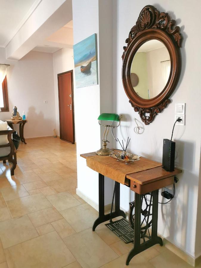 Athevillas Antonis Μίνα Εξωτερικό φωτογραφία