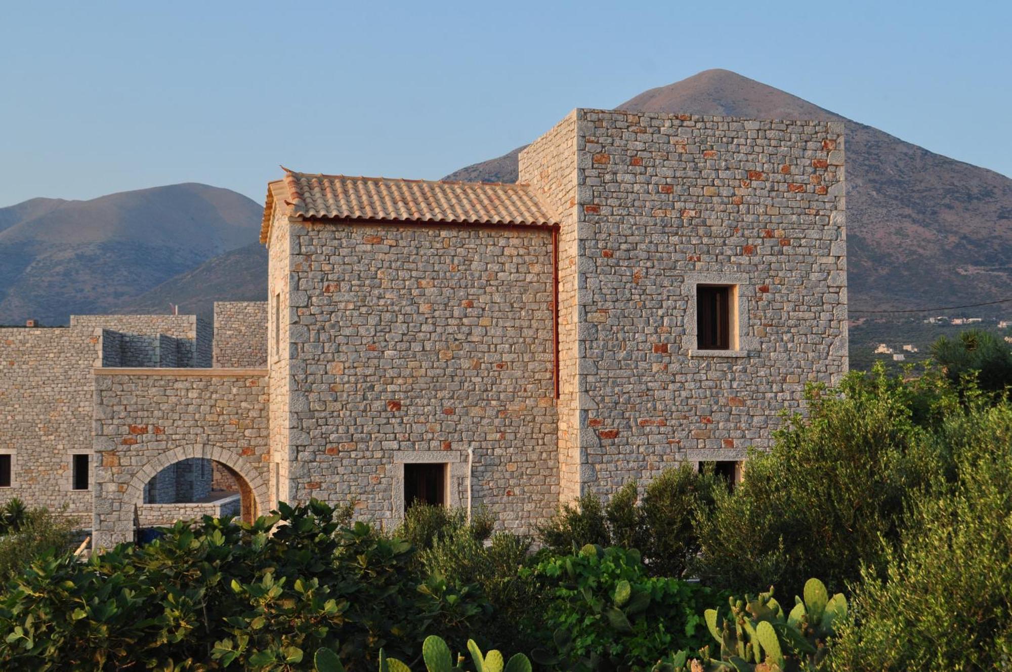 Athevillas Antonis Μίνα Εξωτερικό φωτογραφία