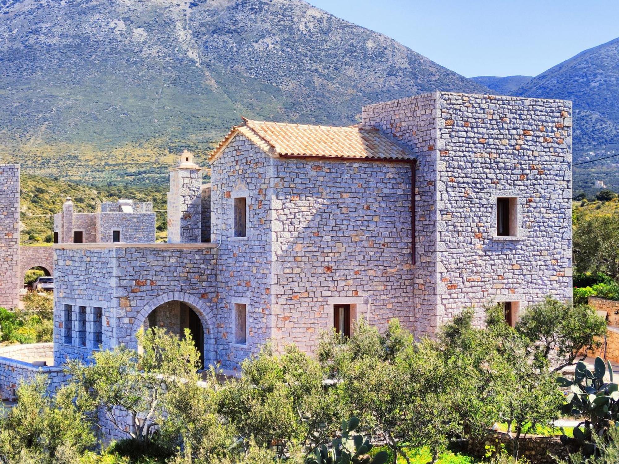Athevillas Antonis Μίνα Εξωτερικό φωτογραφία